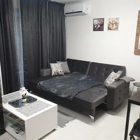 New The Twins Varna Two-Bedroom, Apt 3 At 15 Tsani Ginchev Street, Floor 2 Exterior photo